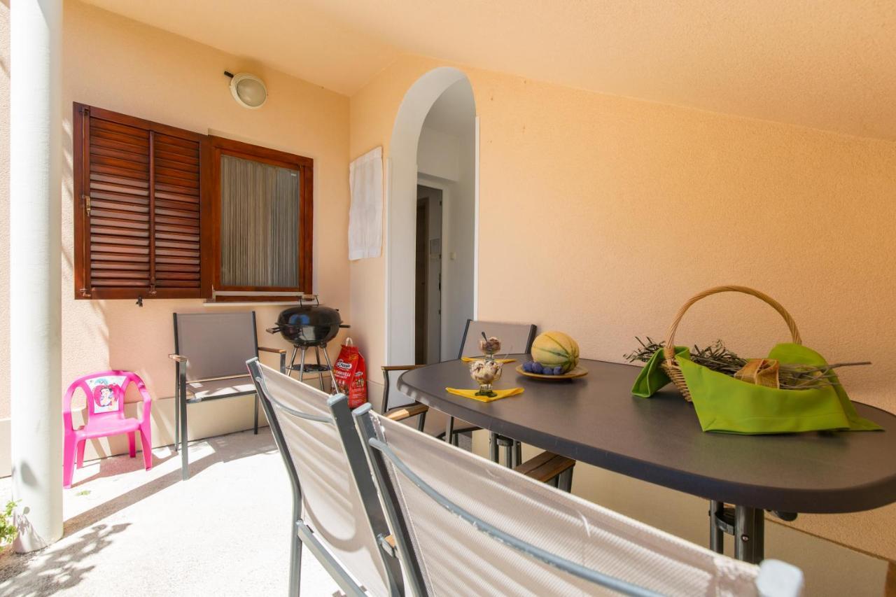 Apartmani Xenia & Desiderio بوزت المظهر الخارجي الصورة